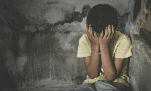 مظفر گڑھ: مدرسے کے 4 بچوں کیساتھ ڈھائی ماہ تک بدفعلی کرنے والے 2 اساتذہ گرفتار