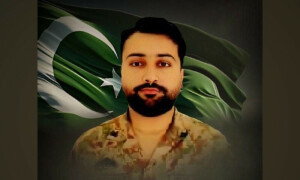 بلوچستان: ضلع آواران میں سیکیورٹی فورسز کا آپریشن، فتنہ الہندوستان کے 3 دہشتگرد ہلاک، میجر شہید