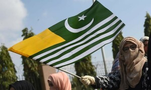 دنیا بھر میں کشمیری یوم الحاق پاکستان منارہے ہیں، صدر، وزیراعظم کا کشمیریوں کی حمایت کا اعادہ