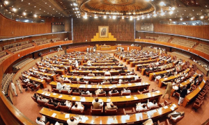 امیدواروں کے دستبردار نہ ہونے پر حکومت اور اپوزیشن کا خیبرپختونخوا سینیٹ الیکشن مشترکہ لڑنے کا فیصلہ