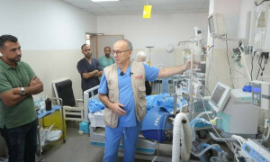 اسرائیلی فوج نے غزہ میں امدادی مراکز پر بچوں پر فائرنگ کو کھیل بنالیا، برطانوی سرجن