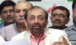 اجرک کی آڑ میں لوٹ مار جاری، وزرا اور ان کے بچے فینسی نمبر پلیٹس استعمال کرتے ہیں، فاروق ستار