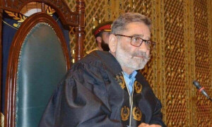 گورنر خیبرپختونخوا کے ارکان سے حلف لینے پر اسپیکر کی سپریم کورٹ سے نوٹس لینے کی استدعا