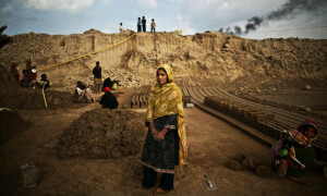 خضدار: لیویز فورس نے ہندو خاندان کے 9 افراد کو جبری مشقت سے چھٹکارا دلایا، 2 زمیندار گرفتار