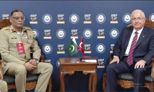 جنرل ساحر شمشاد مرزا کی استنبول میں بین الاقوامی دفاعی نمائش میں شرکت