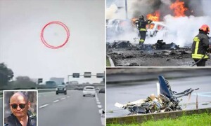 اٹلی میں چھوٹا طیارہ ہائی وے پر جاگرا، پائلٹ اور خاتون ساتھی ہلاک، گاڑیوں کو آگ لگ گئی