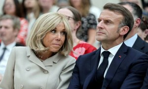 فرانسیسی صدر کا ’اہلیہ کی بطور مرد پیدائش‘ کا دعویٰ کرنیوالی امریکی پوڈکاسٹر کیخلاف مقدمہ