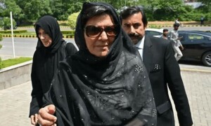 Aleema accuses Adiala authorities of ‘sabotaging’ Imran’s appeals