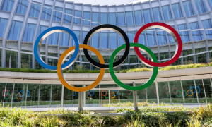 پاکستان اسپورٹس بورڈ نے اولمپک میڈل جیتنے پر انعامی رقم ایک کروڑ سے بڑھا کر 3 کروڑ کر دی