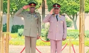 جنرل ساحر شمشاد کی مصری صدر و دیگر اعلیٰ حکام سے ملاقاتیں، دفاعی تعاون پر تبادلہ خیال