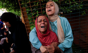 غزہ میں اسرائیل کی پیدا کردہ بھوک سے مزید 6 چراغ گُل، فائرنگ سے مزید 22 فلسطینی شہید