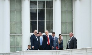 Trump jokes about installing missiles on White House roof