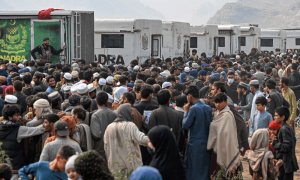 پاکستان نے مقررہ تاریخ سے قبل ہی افغان مہاجرین کی ملک بدری شروع کردی، اقوام متحدہ