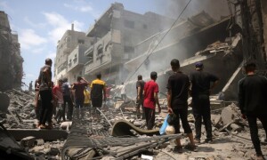 Israeli forces attack civilians in central Gaza, killing at least 5: report