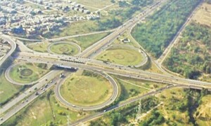 CDA decides to expand entire Faizabad Interchange, drops loop widening plan