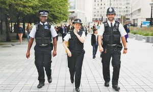 برطانوی پولیس کو غلط معلومات روکنے کیلئے مشتبہ افراد کی نسلی شناخت ظاہر کرنے کی ہدایت