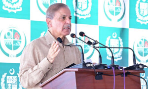 PM Shehbaz visits KP’s flood-affected areas as 6 more bodies recovered