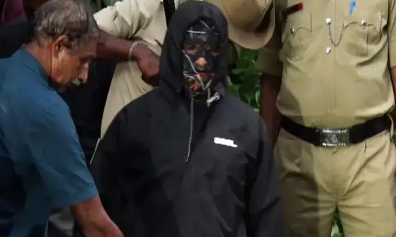 بھارتی مندر میں سیکڑوں خواتین کو زیادتی کے بعد دفنائے جانے کا الزام لگانے والا شخص گرفتار