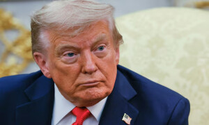 روس اور چین کیساتھ ایٹمی ہتھیاروں کے خاتمے پر بات چیت شروع کرنا چاہتا ہوں، ٹرمپ