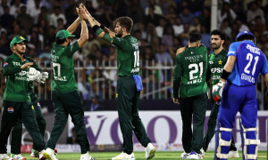 ٹرائی نیشن سیریز کا پہلا میچ : پاکستان نے افغانستان کو 39 رنز سے شکست دے دی