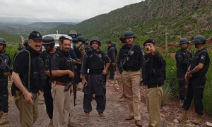 خیبرپختونخوا: کوہاٹ پولیس پر حملے کے بعد جوابی آپریشن میں 3 دہشت گرد ہلاک