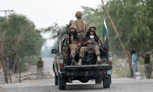 بنوں: ایف سی ہیڈکوارٹرز پر خودکش حملہ، آپریشن میں فتنۃ الہندوستان کے 5 دہشتگرد ہلاک، 6 سیکیورٹی اہلکار شہید
