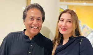 ’گھونگھٹ‘ میں کام کے دوران صائمہ پر عاشق ہوا، انہیں نوازنے کے الزامات غلط ہیں، سید نور