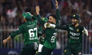 سہ فریقی سیریز میں پاکستان کی فتح، کیا قومی ٹیم ایشیا کپ کے لیے تیار ہے؟