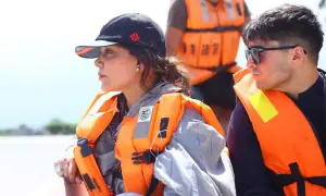 Singer Hadiqa Kiani appeals for donations and volunteers to aid flood relief efforts