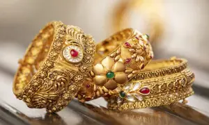 گزشتہ روز ہزاروں روپے کے اضافے کے بعد آج سونے کے نرخ مستحکم