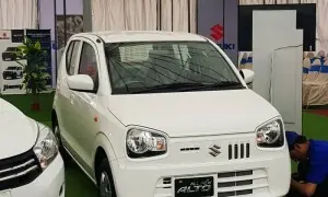 تباہ کن سیلاب کے باوجود اگست میں گاڑیوں کی فروخت 62 فیصد بڑھ گئی