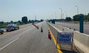 M5 Motorway closed near Jalalpur Pirwala