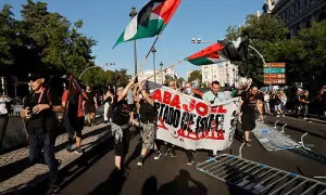 Vuelta final stage abandoned amid huge pro-Palestinian protest