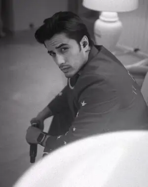 Ali Zafar to host fundraiser concert for flood relief in Lahore