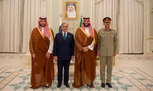 Pakistan and Saudi Arabia sign defence pact pledging joint response to aggression