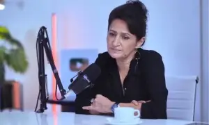 اسکرین پر والد کے دوست کی دوسری بیوی بنی، عجیب کیفیت کا سامنا رہا، تارا محمود