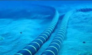 یمن کے ساحل پر پاکستان آنے والی 2 انٹرنیٹ کیبل متاثر ہوئی ہیں، قائمہ کمیٹی کو بریفنگ