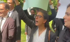 صدر اسلام آباد ہائیکورٹ بار سے جھڑپ، ایمان مزاری، ان کے شوہر اور وکلا کےخلاف مقدمہ درج