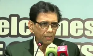 کراچی نے کبھی کسی کی بدمعاشی قبول نہیں کی، خالد مقبول