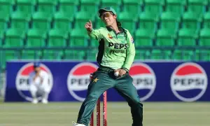 تیسرے ون ڈے میں جنوبی افریقی ویمنز ٹیم کو شکست، نشرا سندھو کی 6 وکٹیں