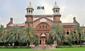 لاہور ہائیکورٹ نے ریپ کیس میں عمرقید پانے والے ملزم کو شک کا فائدہ دے کر بری کردیا