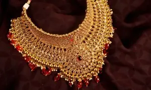 چند روز سے جاری کمی کے بعد آج سونے کی قیمتوں میں اضافہ ہو گیا