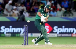 Over 11 - Dube returns to the attack