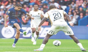 Barcola leads PSG past Lens to preserve unbeaten start