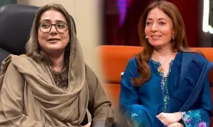 سندھ میں ایسی ترقی ہورہی ہے، جو نظر نہیں آرہی، عظمیٰ بخاری کا شرمیلا فاروقی کو مناظرے کا چیلنج