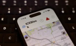 ٹرمپ انتظامیہ کا دباؤ، ایپل نے امیگریشن اہلکاروں کی نقل و حرکت پر نظر رکھنے والی ایپس ایپل اسٹور سے ہٹادیں