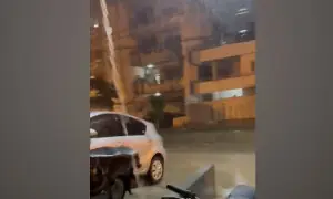 کراچی کے مختلف علاقوں میں رات گئے بارش سے موسم خوشگوار