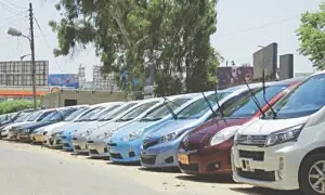 ٹویوٹا نے پاکستان میں استعمال شدہ گاڑیوں کی درآمد پر غور شروع کردیا