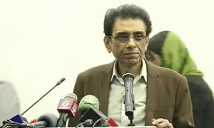 لگتا ہے حکومت میں رہتے ہوئے اپوزیشن میں بیٹھا ہوا ہوں، وفاقی وزیر تعلیم
