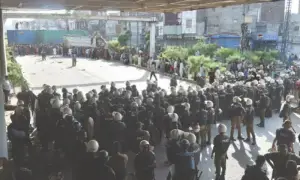 Motorways to Islamabad opened as TLP protesters remain camped in Muridke